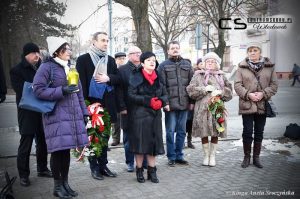 Prawo i Sprawiedliwość oraz członkowie Klubu Gazety Polskiej upamiętnili 75. rocznicę powstania Armii Krajowej