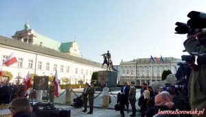 Poranna Msza św. w Kościele Seminaryjnym i Apel Pamięci przed Pałacem Prezydenckim w Warszawie