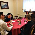 Spotkanie Poseł Joanny Borowiak z młodzieżą Zespołu Szkół Katolickich realizującą kampanię społeczną "Wylogowani"