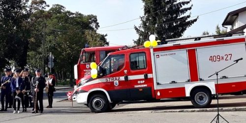 OSP w Zakrzewie otrzymała nowy wóz ratowniczo - gaśniczy