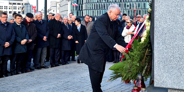 Uroczystości pod pomnikami Śp. Prezydenta RP Lecha Kaczyńskiego oraz Ofiar Tragedii Smoleńskiej
