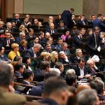 Sejm przyjął ustawę wprowadzającą Mały ZUS