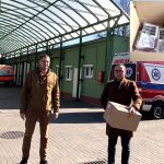 Poseł Joanna Borowiak przekazała 600 maseczek dla Służb ratunkowych we Włocławku