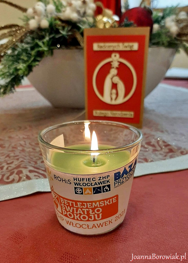 Betlejemskie Światło Pokoju od Hufca ZHP Włocławek
