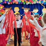 Milusińscy w Ostrowitem w gminie Brzuze cieszą się z nowego przedszkola